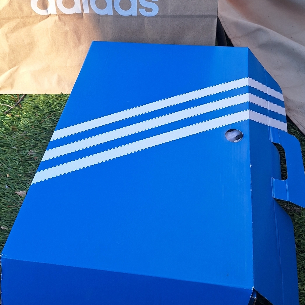 NWT Adidas Superstar 82 W White and Black Womens High-Top Sneaker Skates 5 1/2 - Picture 5 of 10